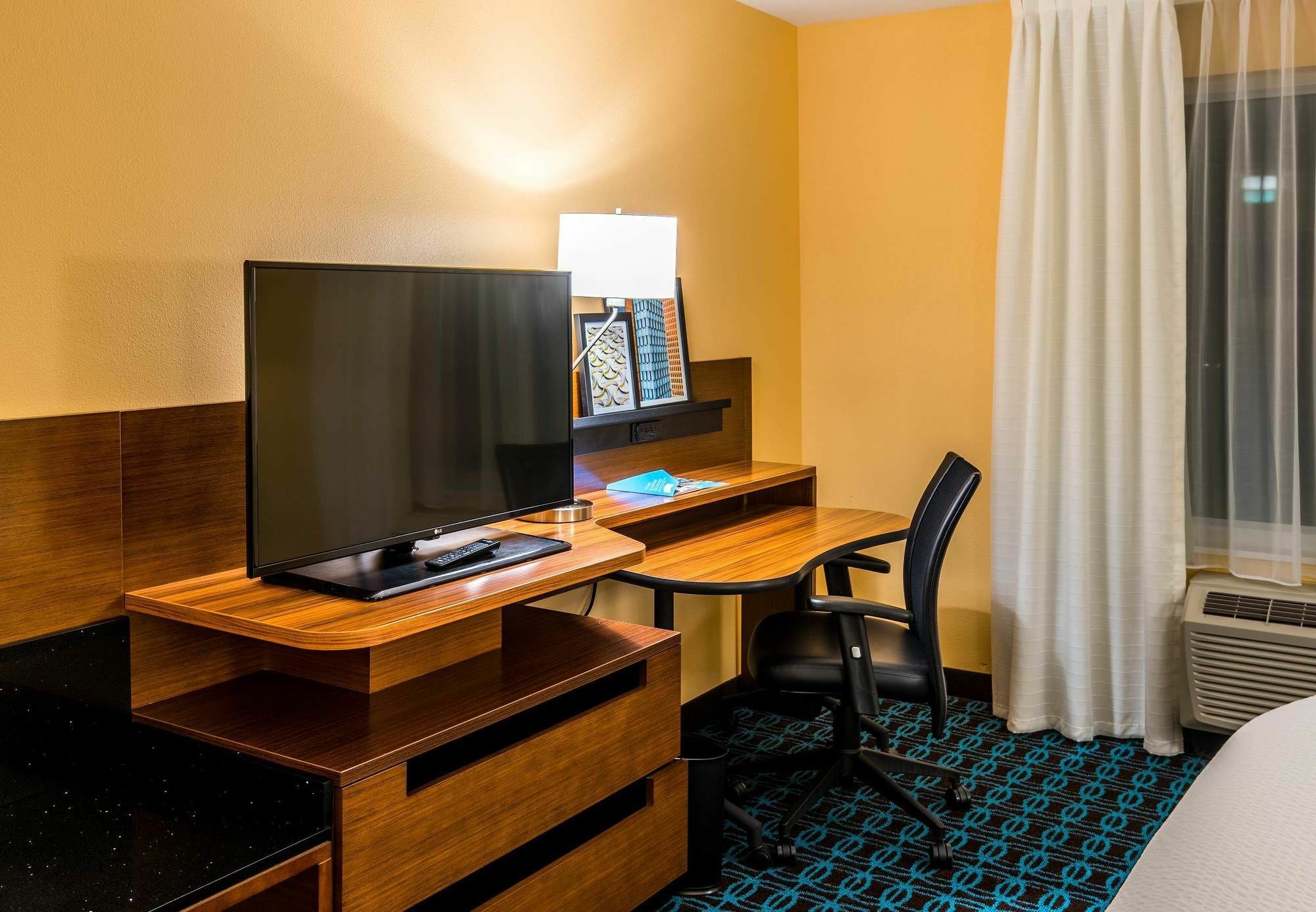 Fairfield Inn & Suites By Marriott Atlanta Fairburn Exterior photo
